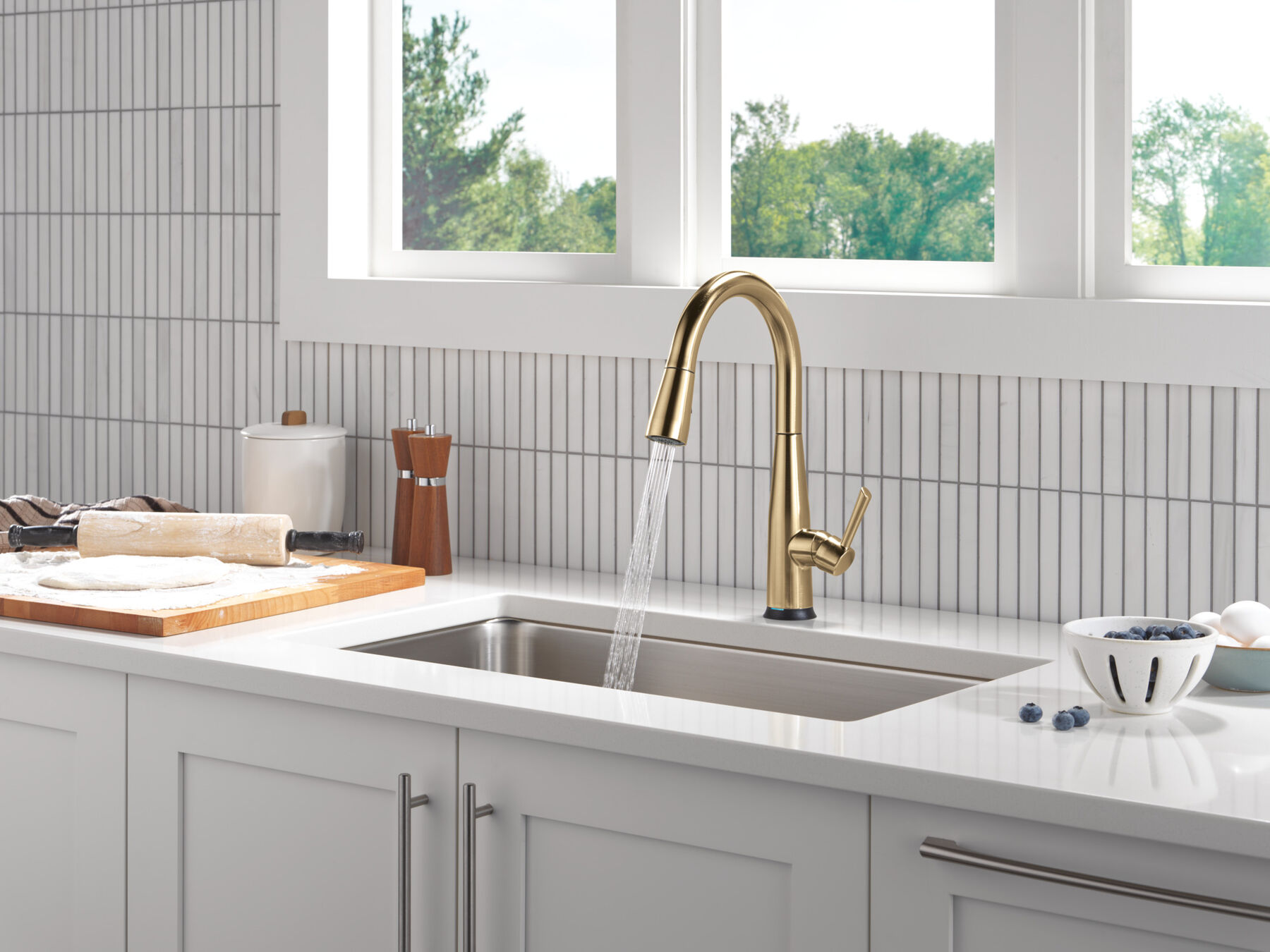 VoiceIQ® Single Handle Pull-Down Faucet with Touch<sub>2</sub>O® Technology, image 14