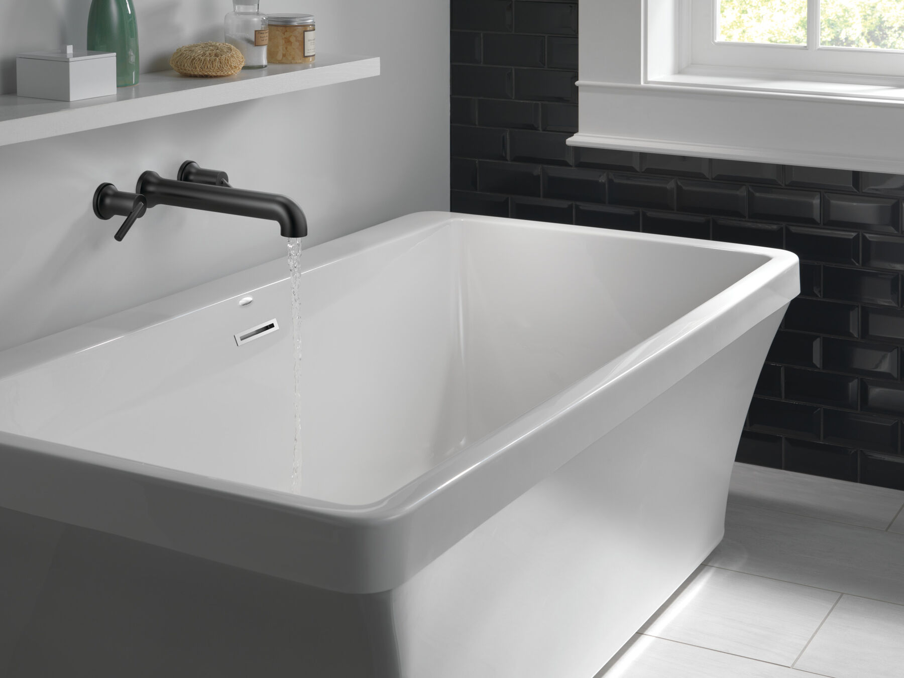 Llave de llenado para bañera de montaje en pared (producto recertificado), imagen 1