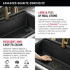 Lavabo de cocina tipo estación de trabajo con un receptáculo de compuesto de granito de 33" de montaje superior encastrado, con reborde WorkFlow™ y accesorios