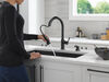 Llave para cocina monomando extensible con dispensador de jabón y tecnología ShieldSpray®