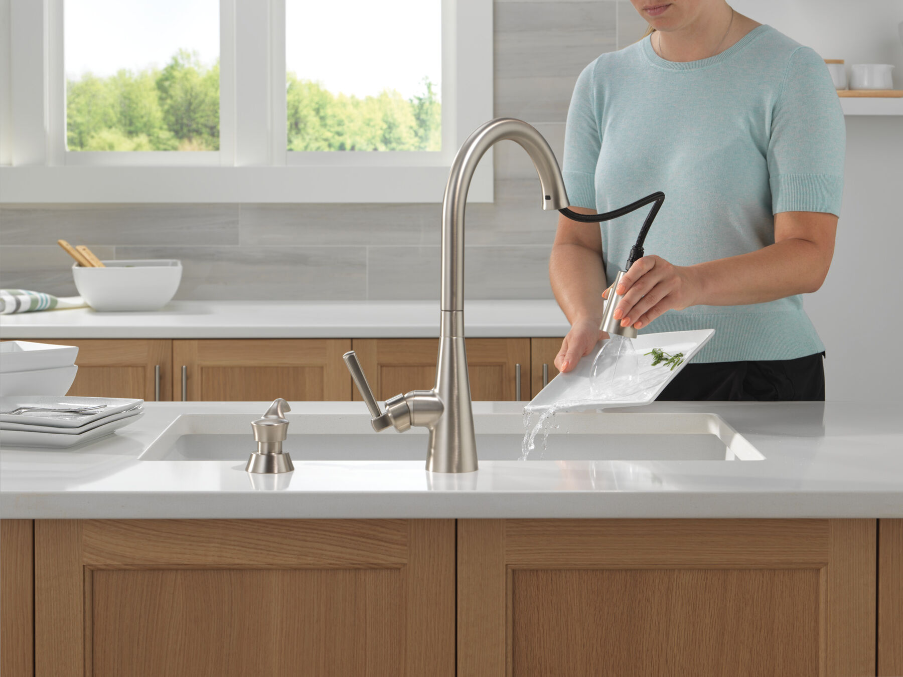 Llave para cocina monomando extensible con dispensador de jabón y tecnología ShieldSpray, imagen 5