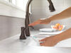 Llave para cocina monomando extensible con tecnologías Touch<sub>2</sub>O® y ShieldSpray®