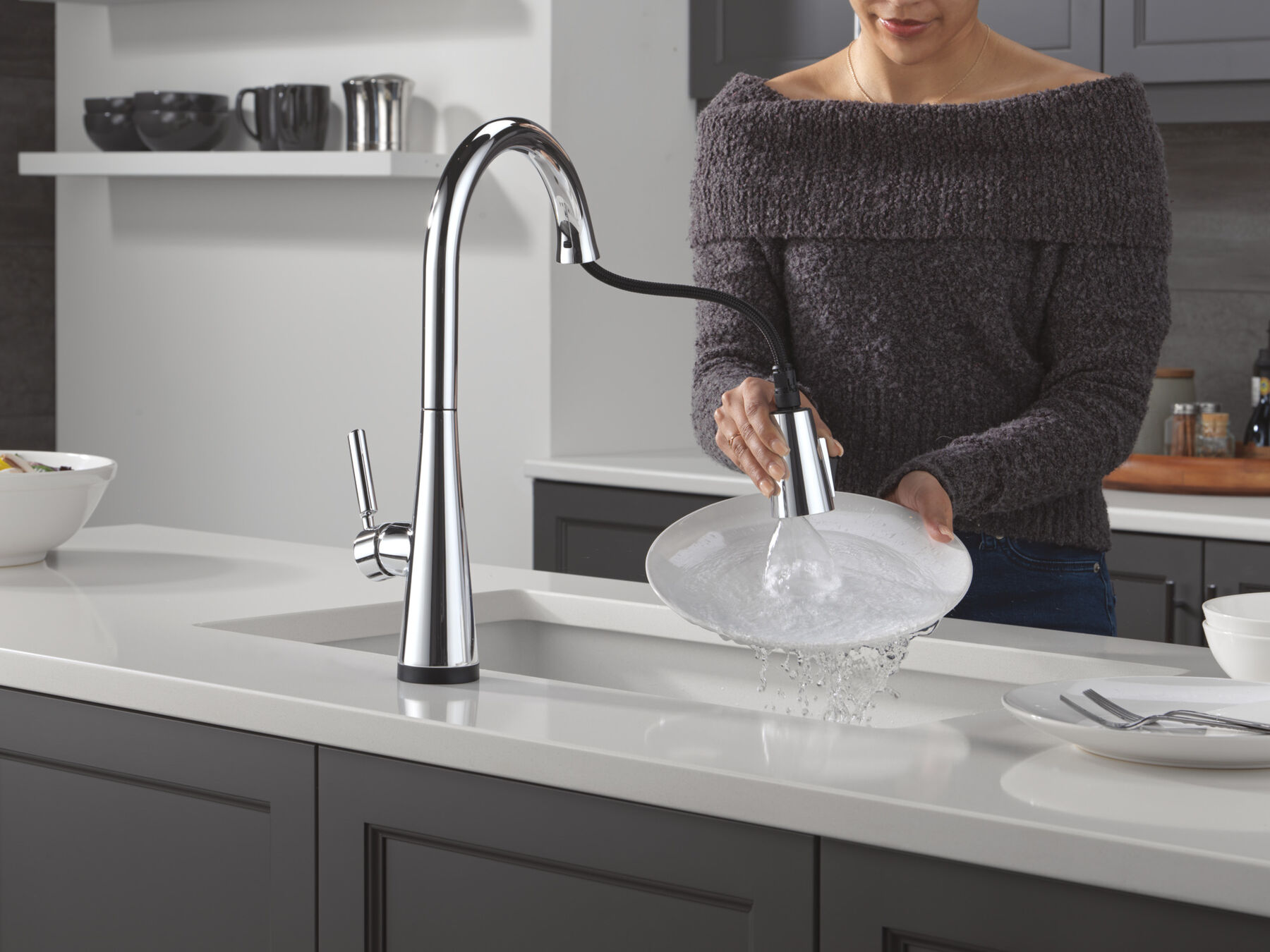 Single Handle Kitchen Pull-Down Faucet with Touch2O Technology, image 8