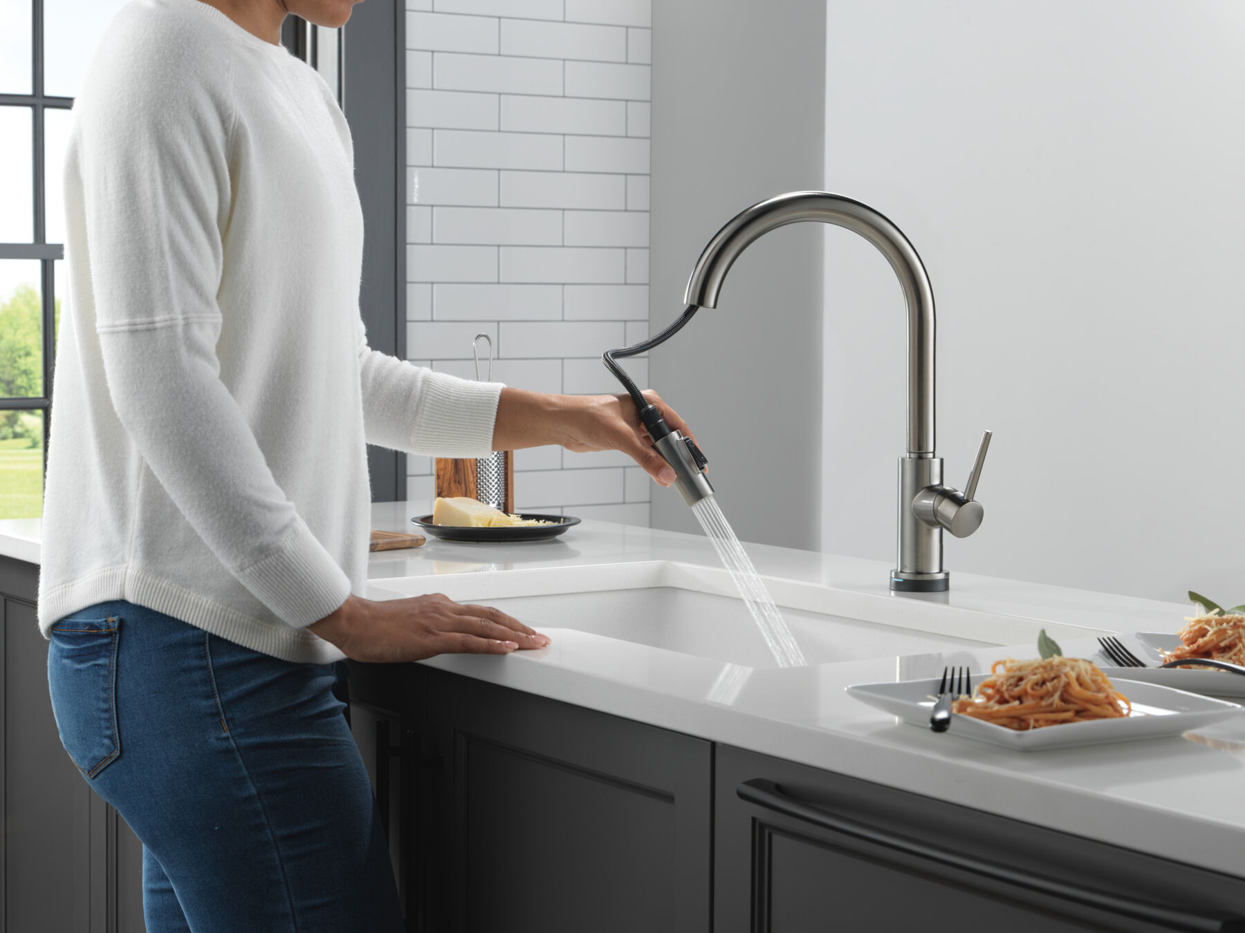Touch2O with Touchless and VoiceIQ® Technology Single Handle Pull-Down Kitchen Faucet with Soap Dispenser, image 3