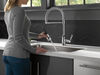 Llave monomando deslizable para cocina con salida con resorte