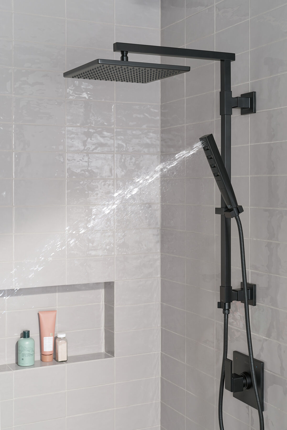 Shower Column 26" Angular (Recertified), image 3