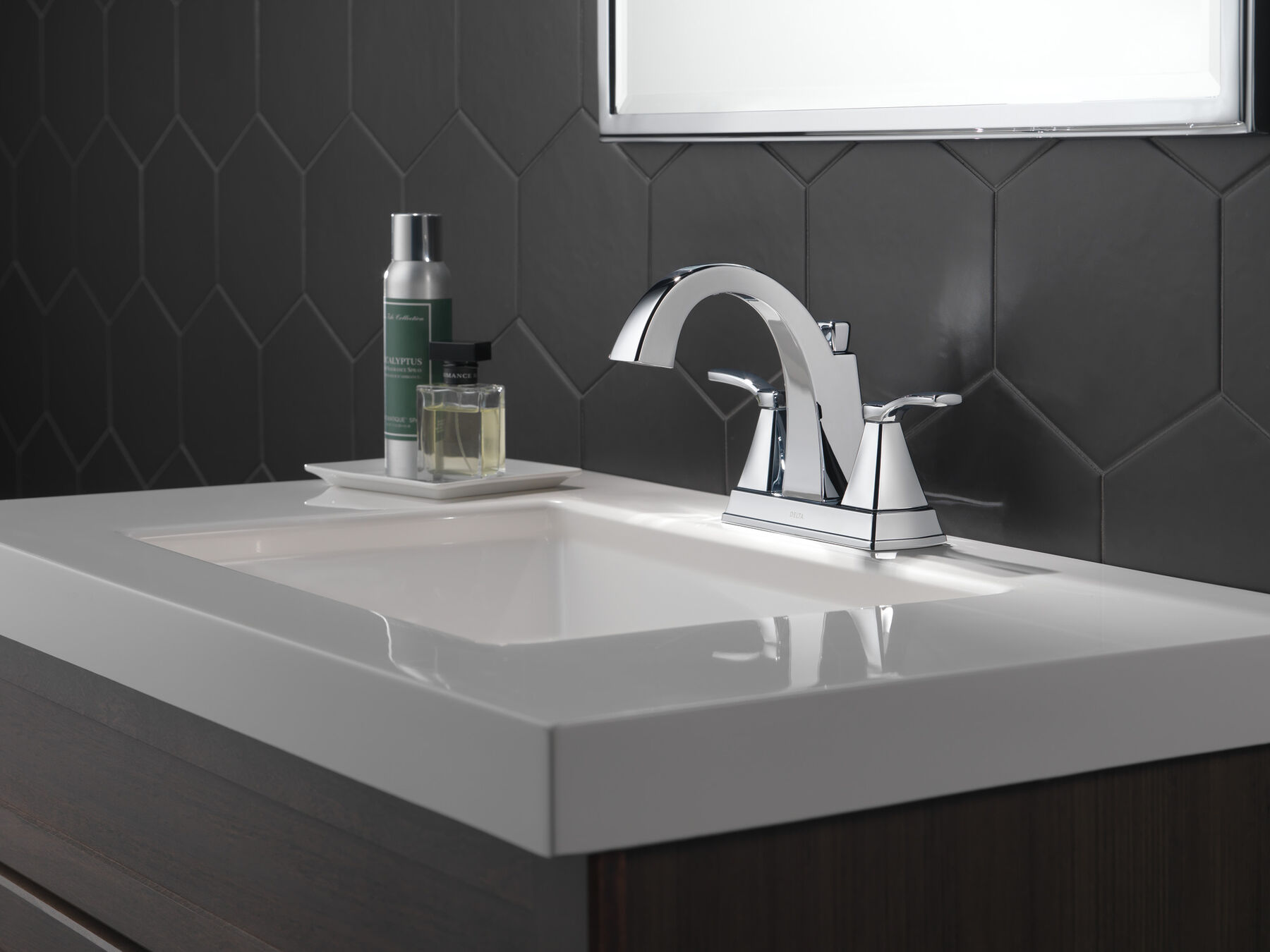 Llave para baño de combinación con dos manijas, imagen 4