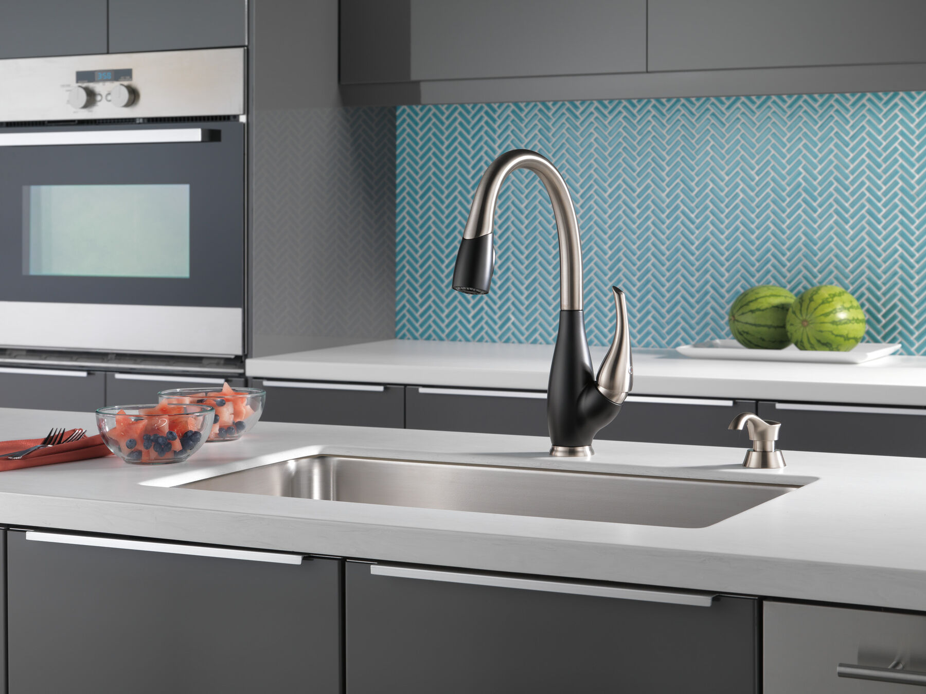 Llave para cocina monomando extensible con dispensador de jabón, imagen 1