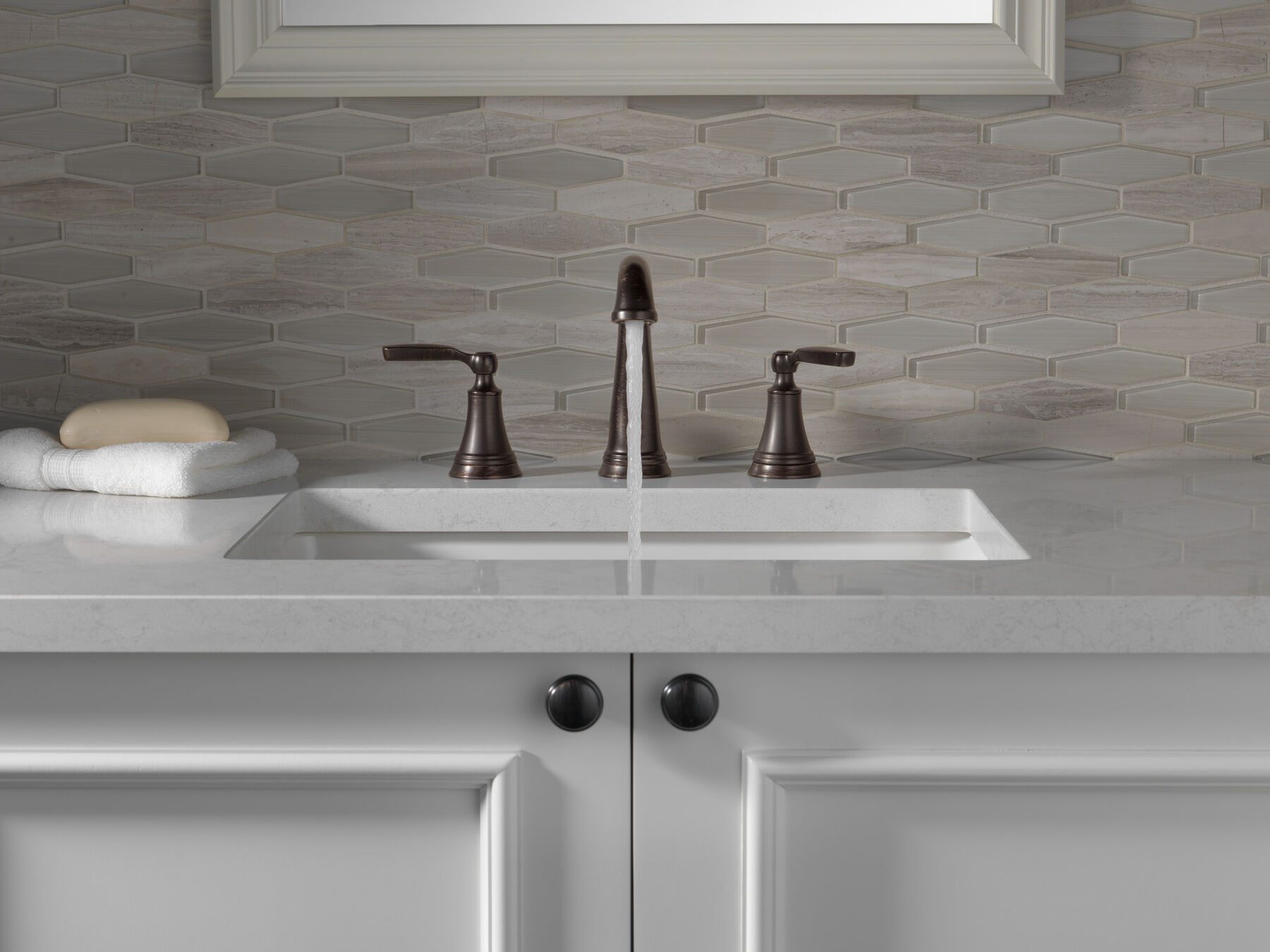 Llave para baño de extensión con dos manijas, imagen 3