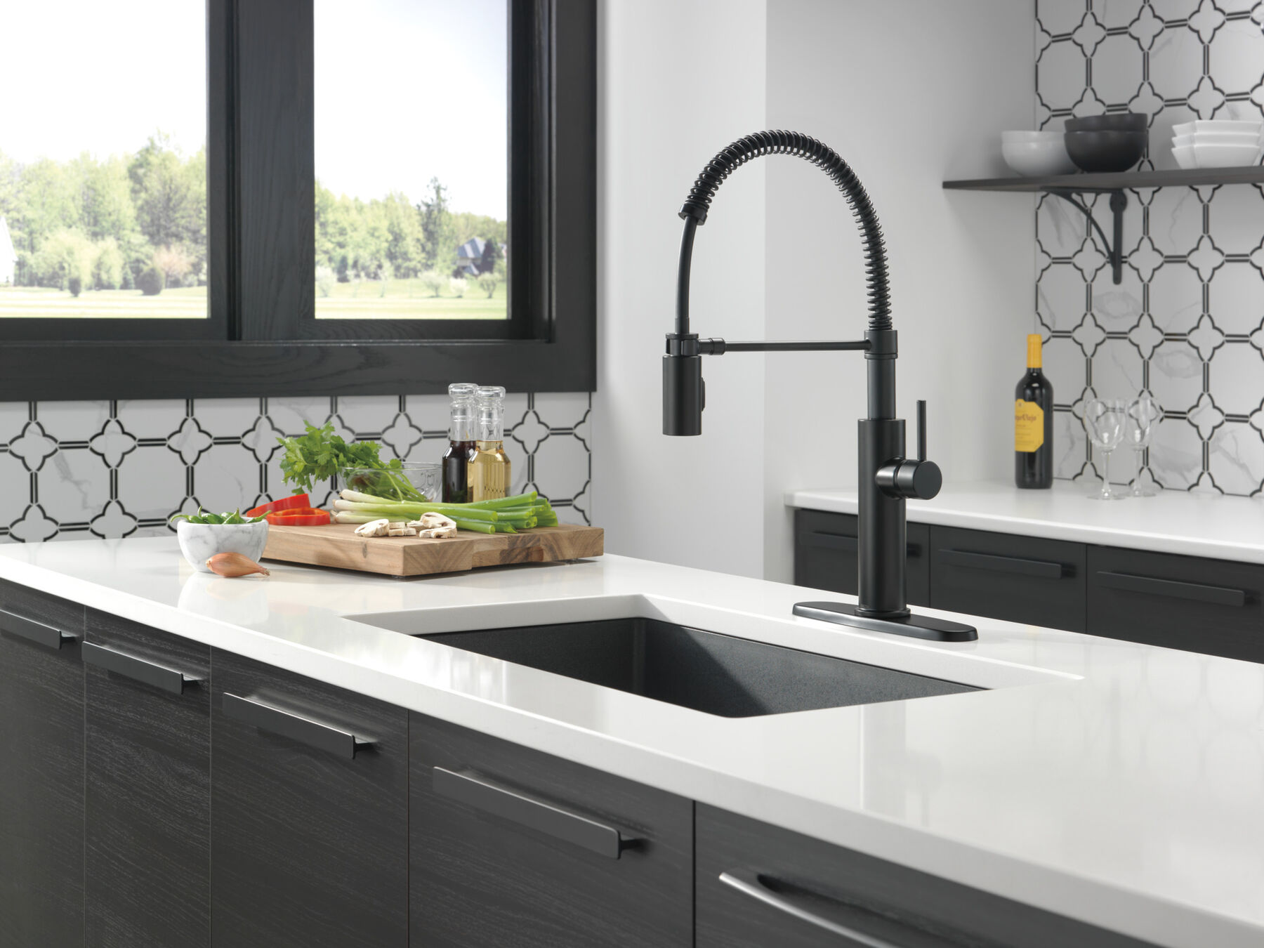 Single-Handle Pull-Down Spring Kitchen Faucet, image 2