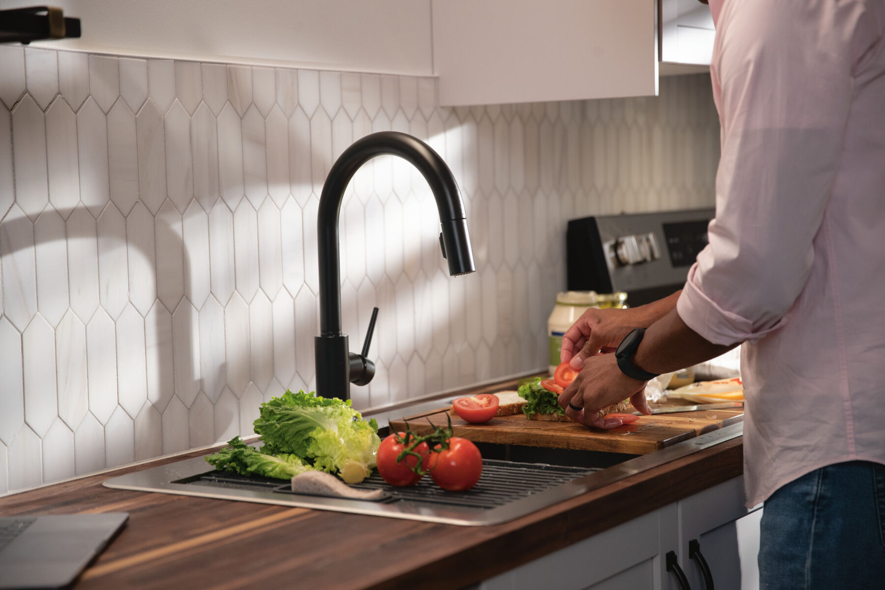 Llave para cocina monomando extensible con tecnología Touch<sub>2</sub>O®, imagen 17