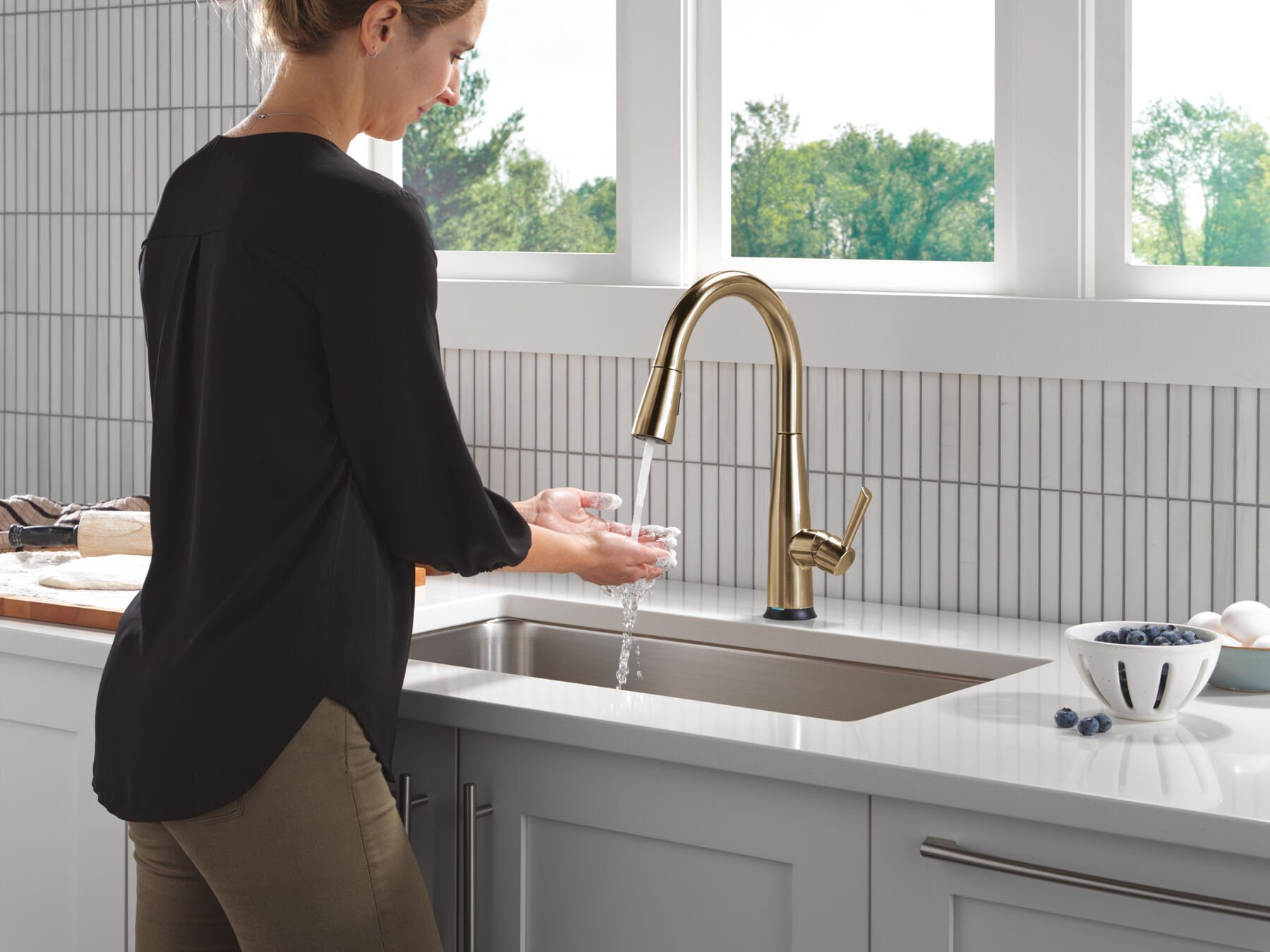 VoiceIQ® Single Handle Pull-Down Faucet with Touch<sub>2</sub>O® Technology, image 8