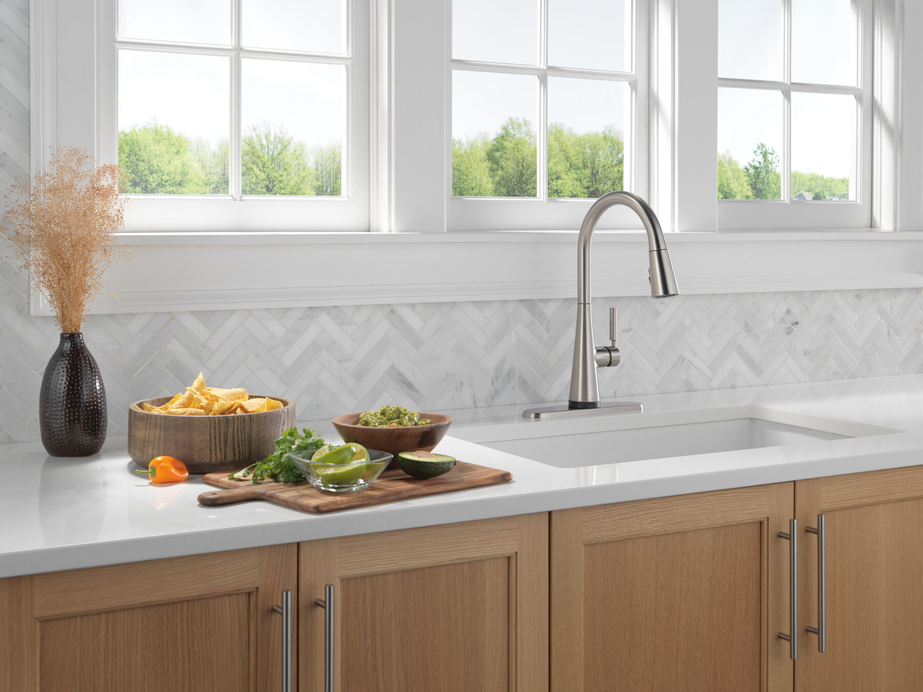 Llave para cocina monomando extensible con tecnologías Touch<sub>2</sub>O® y ShieldSpray®, imagen 2