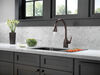 Llave para cocina monomando extensible con tecnologías Touch<sub>2</sub>O® y ShieldSpray®