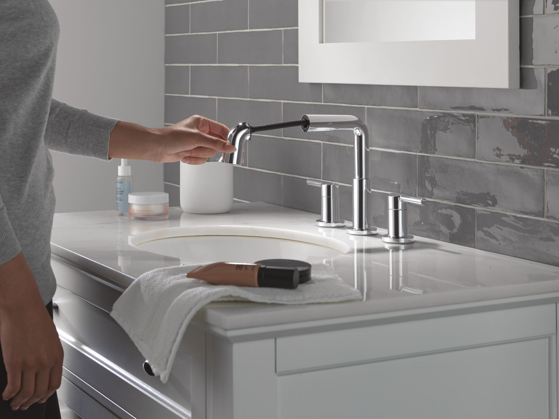 Llave para baño extensible independiente de dos manijas, imagen 3