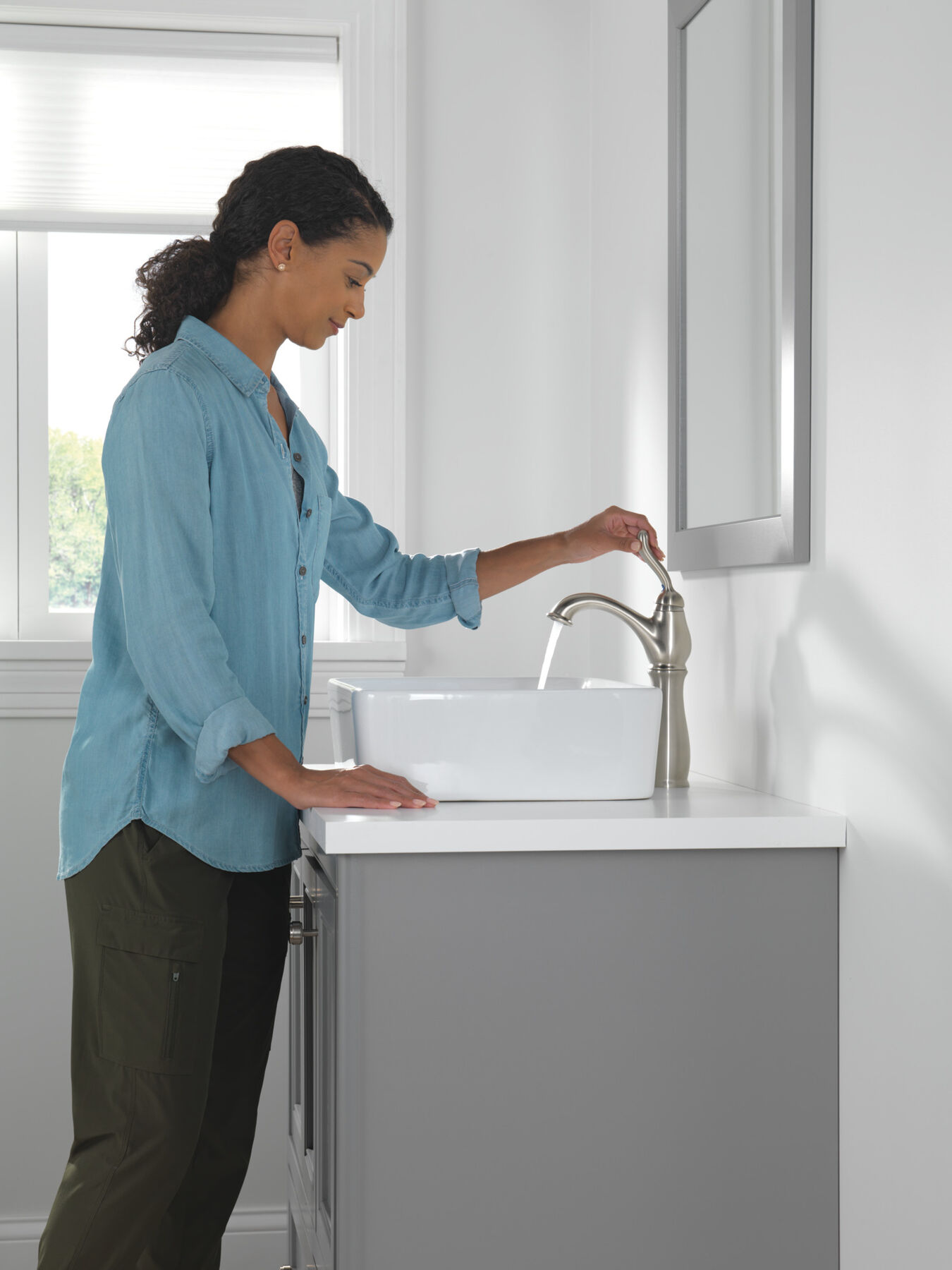 Llave para baño de combinación monomando con tubería de elevación, imagen 1