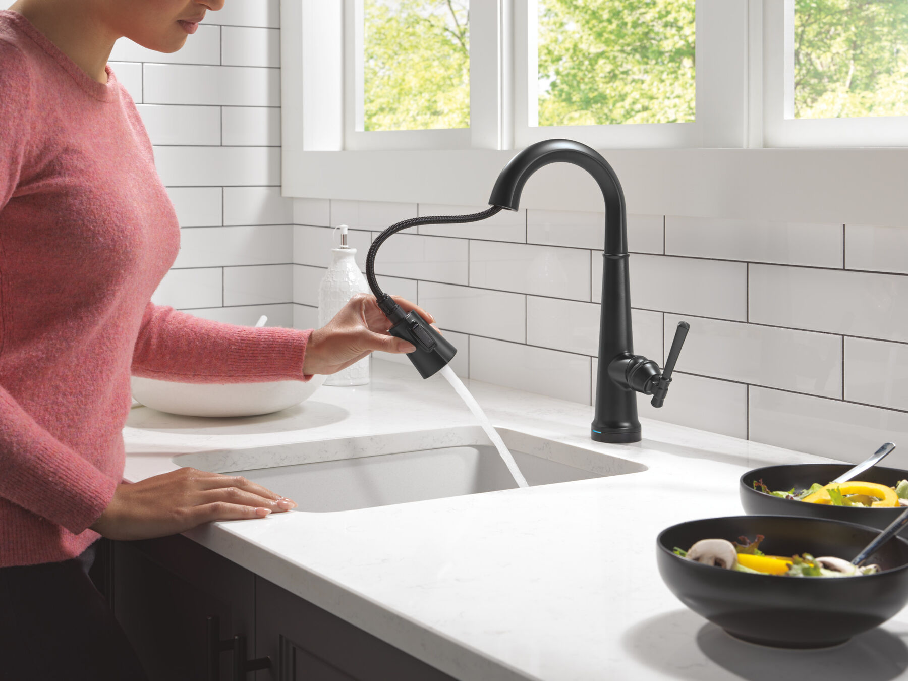 Touch2O® Bar / Prep Faucet with Touchless Technology, image 3