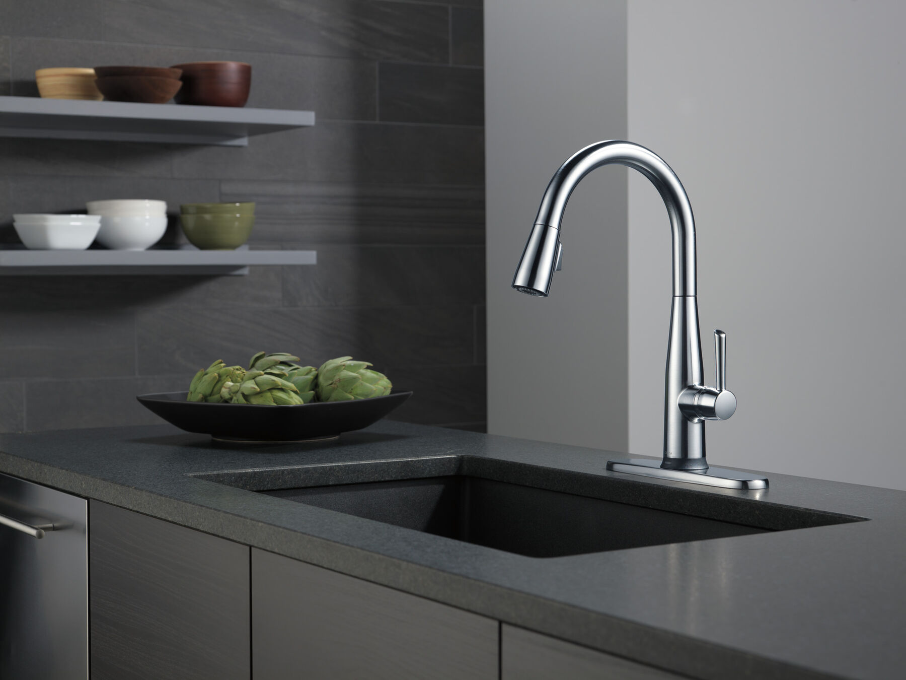 VoiceIQ® Single Handle Pull-Down Faucet with Touch<sub>2</sub>O® Technology, image 2