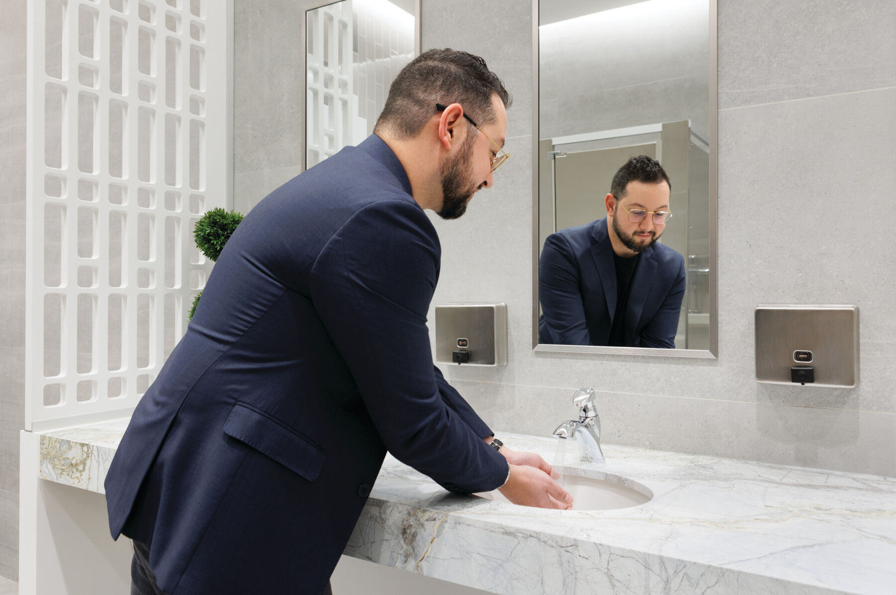 Single Hole Metering Slow-Close Bathroom Faucet, image 19
