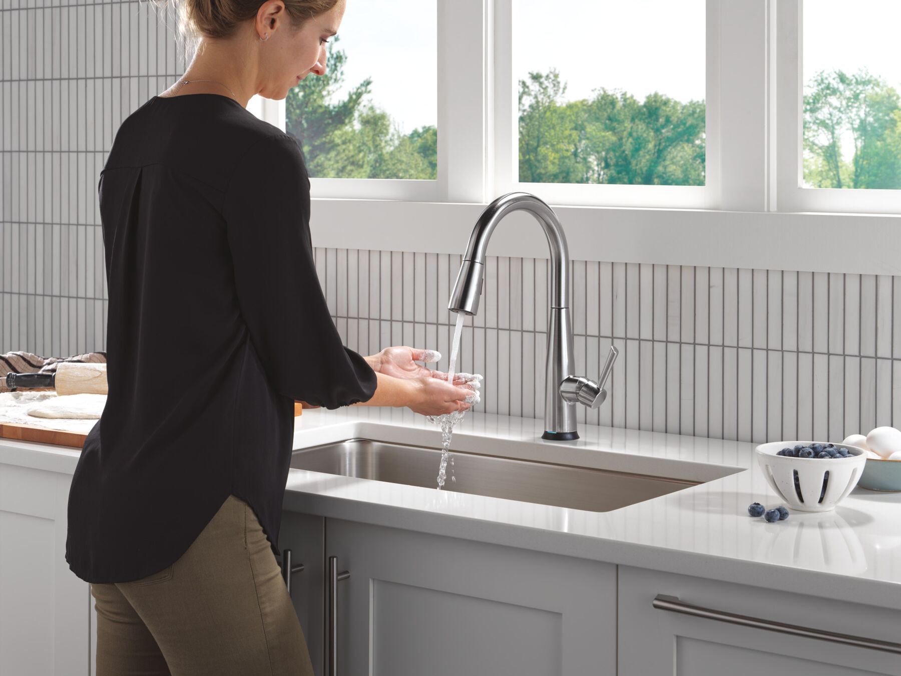 VoiceIQ® Single Handle Pull-Down Faucet with Touch<sub>2</sub>O® Technology, image 8