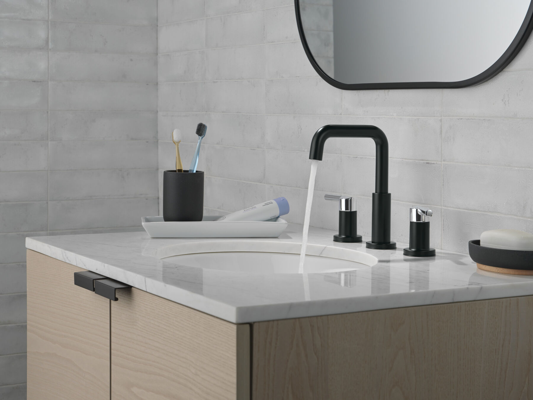 Llave para baño de extensión con dos manijas, imagen 1