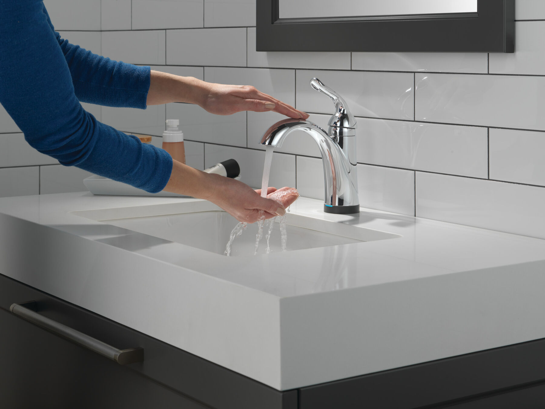 Touch2O® Bathroom Faucet with Touchless Technology, image 8