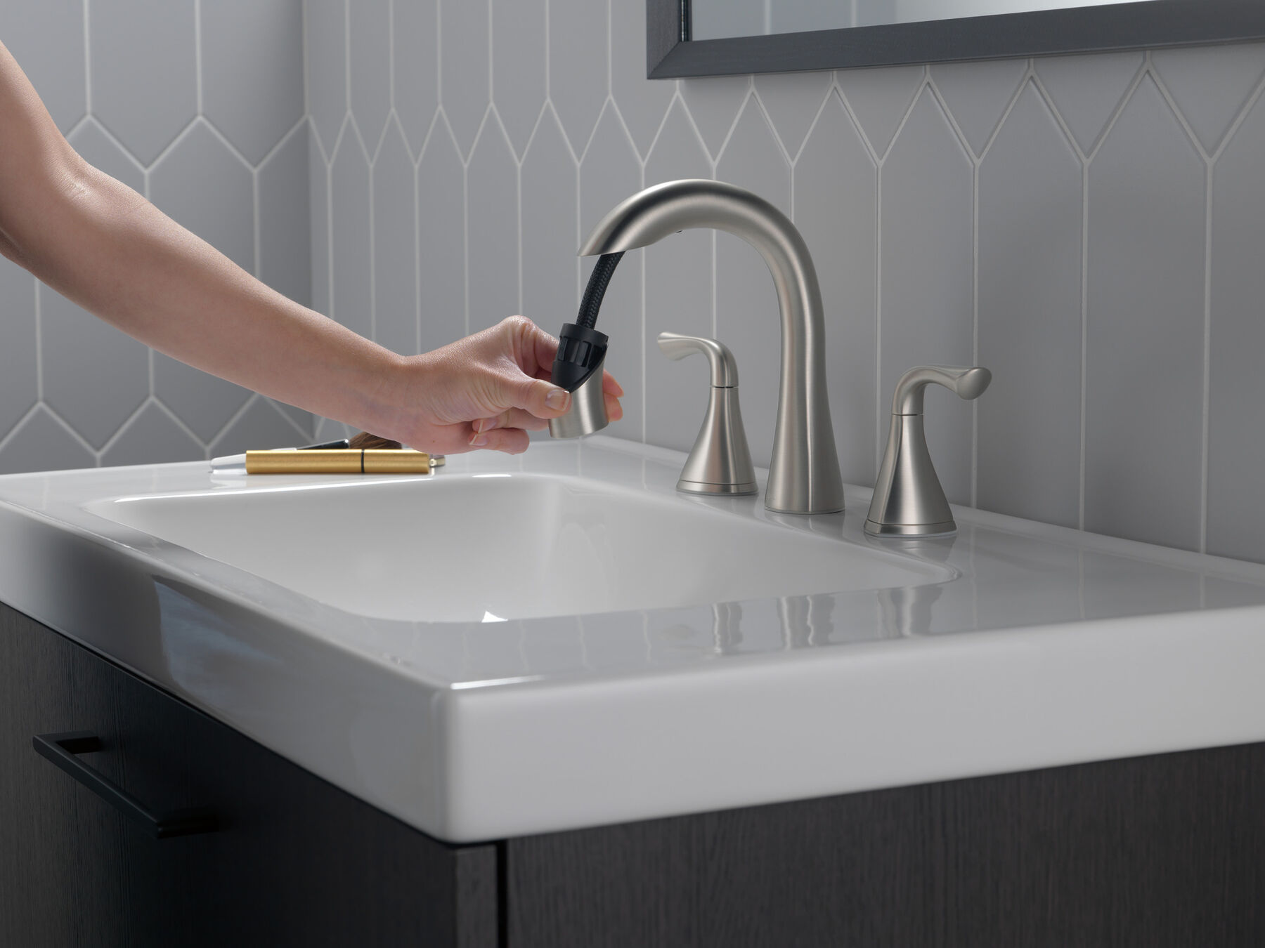 Llave para baño extensible independiente de dos manijas, imagen 1