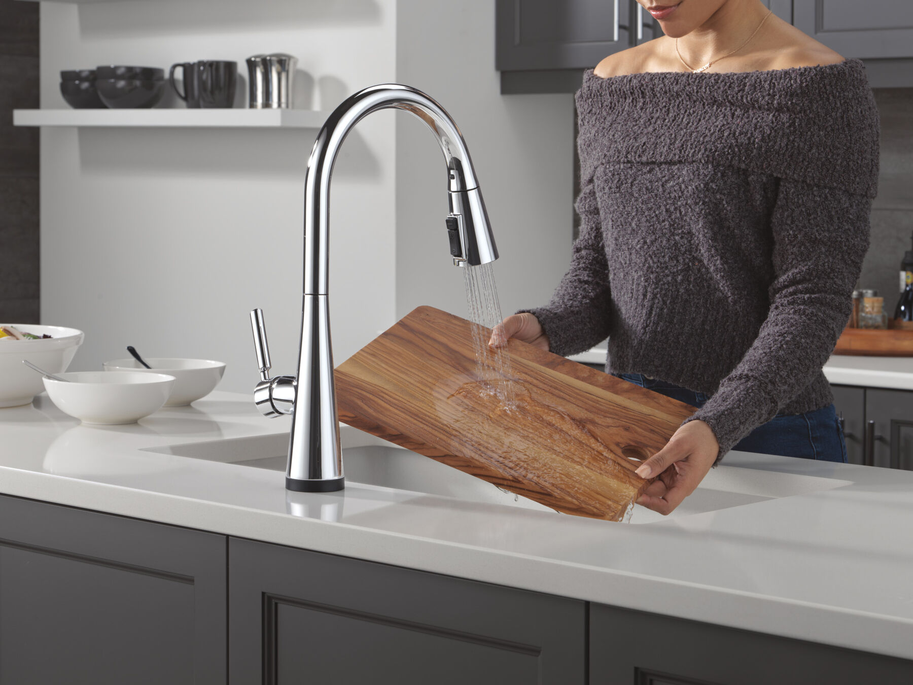 Single Handle Kitchen Pull-Down Faucet with Touch2O Technology, image 7