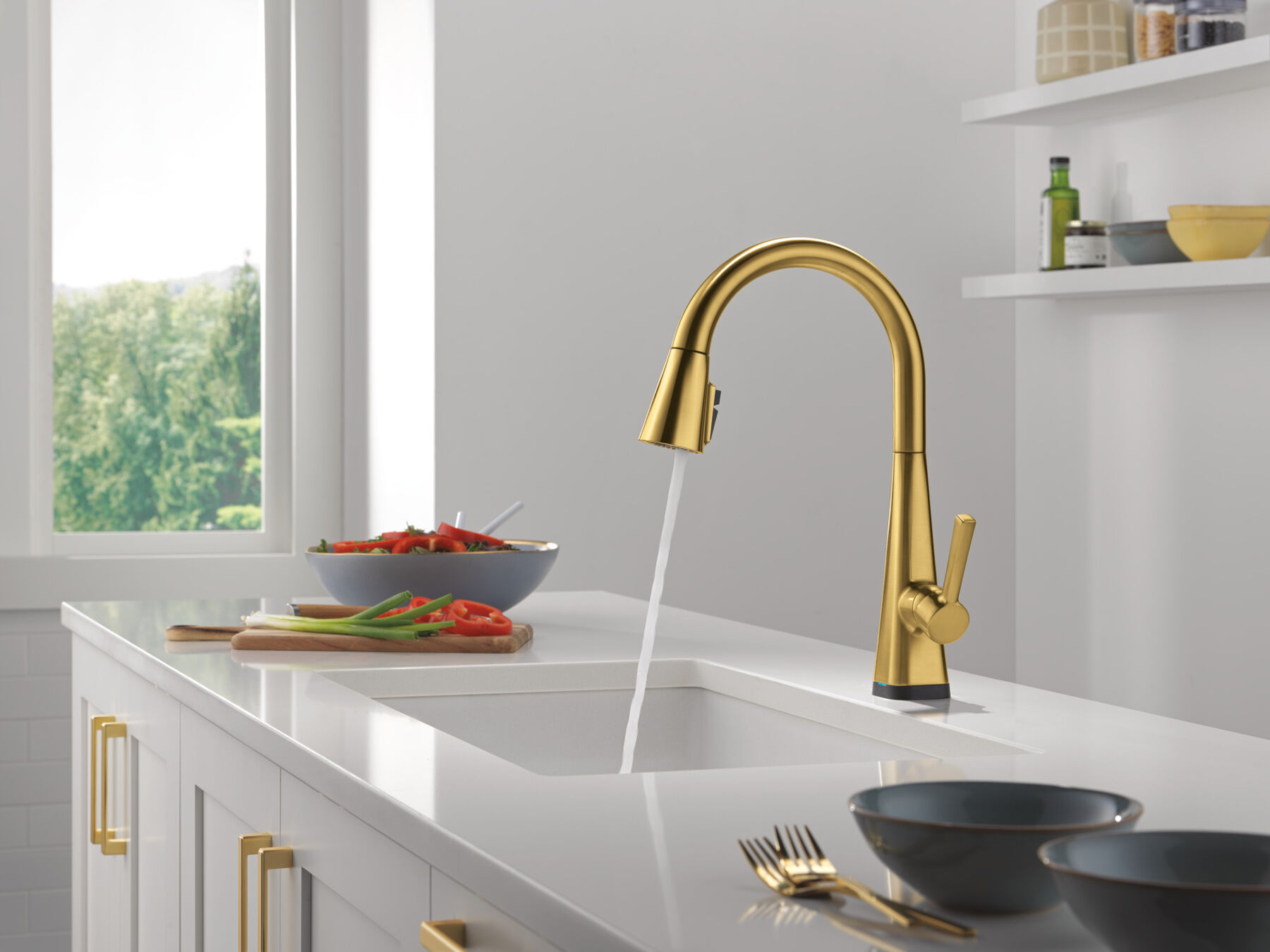 Touch2O Pull-Down Kitchen Faucet with Soap Dispenser Bundle, image 12