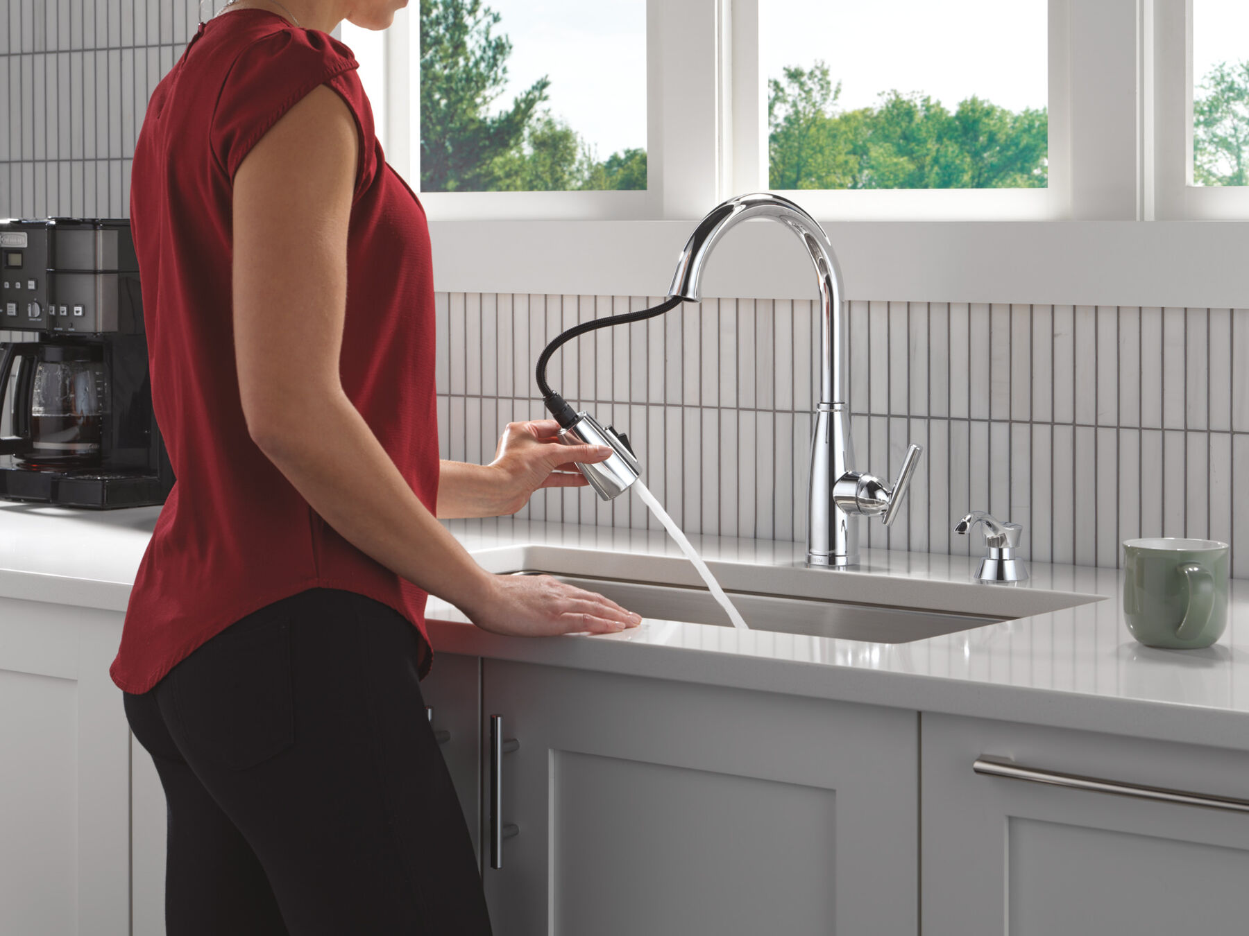 Llave para cocina monomando extensible con dispensador de jabón y tecnología ShieldSpray®, imagen 4