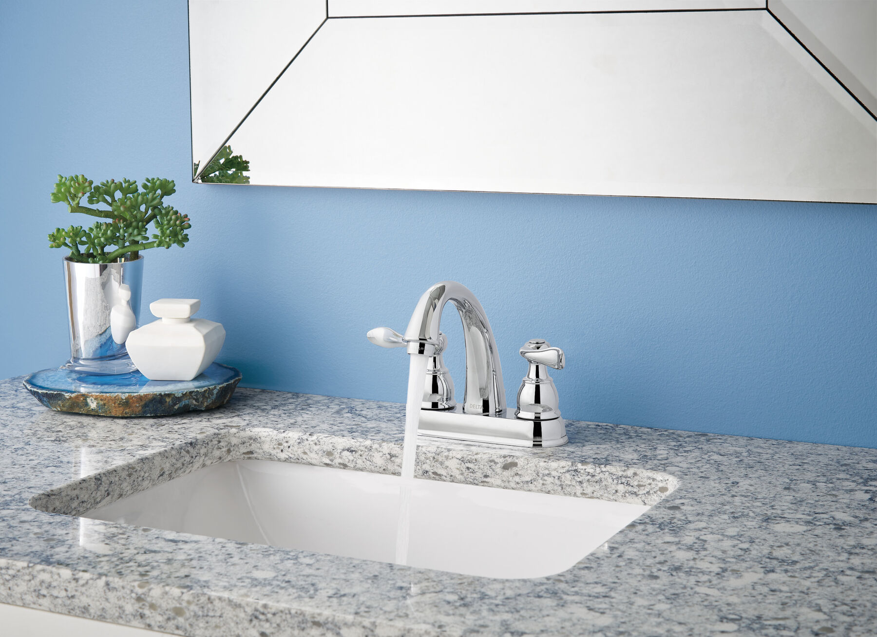 Llave para baño de combinación con dos manijas, imagen 3