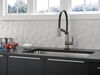 Llave monomando para cocina con manguera expuesta y tecnología Touch<sub>2</sub>O