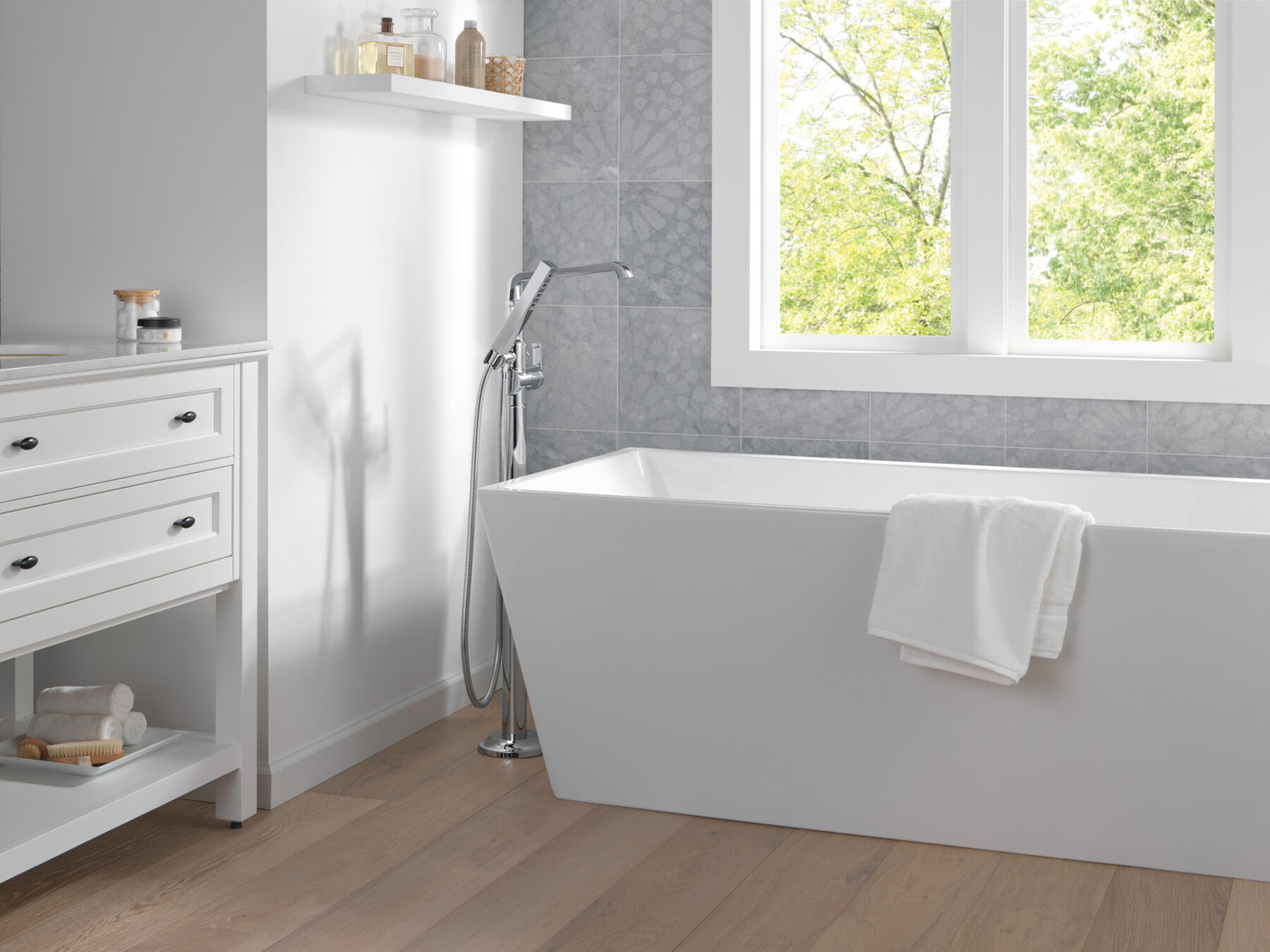 Floor Mount Tub Filler Handle - Lever, image 3