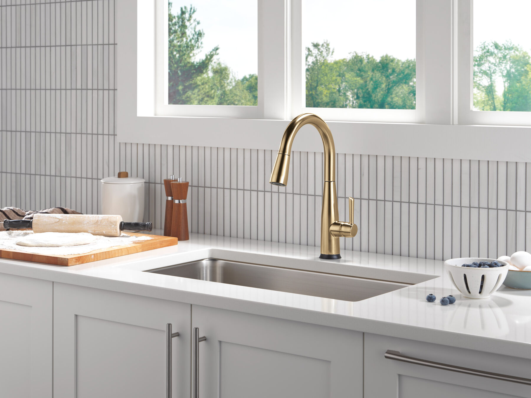 VoiceIQ® Single Handle Pull-Down Faucet with Touch<sub>2</sub>O® Technology, image 15