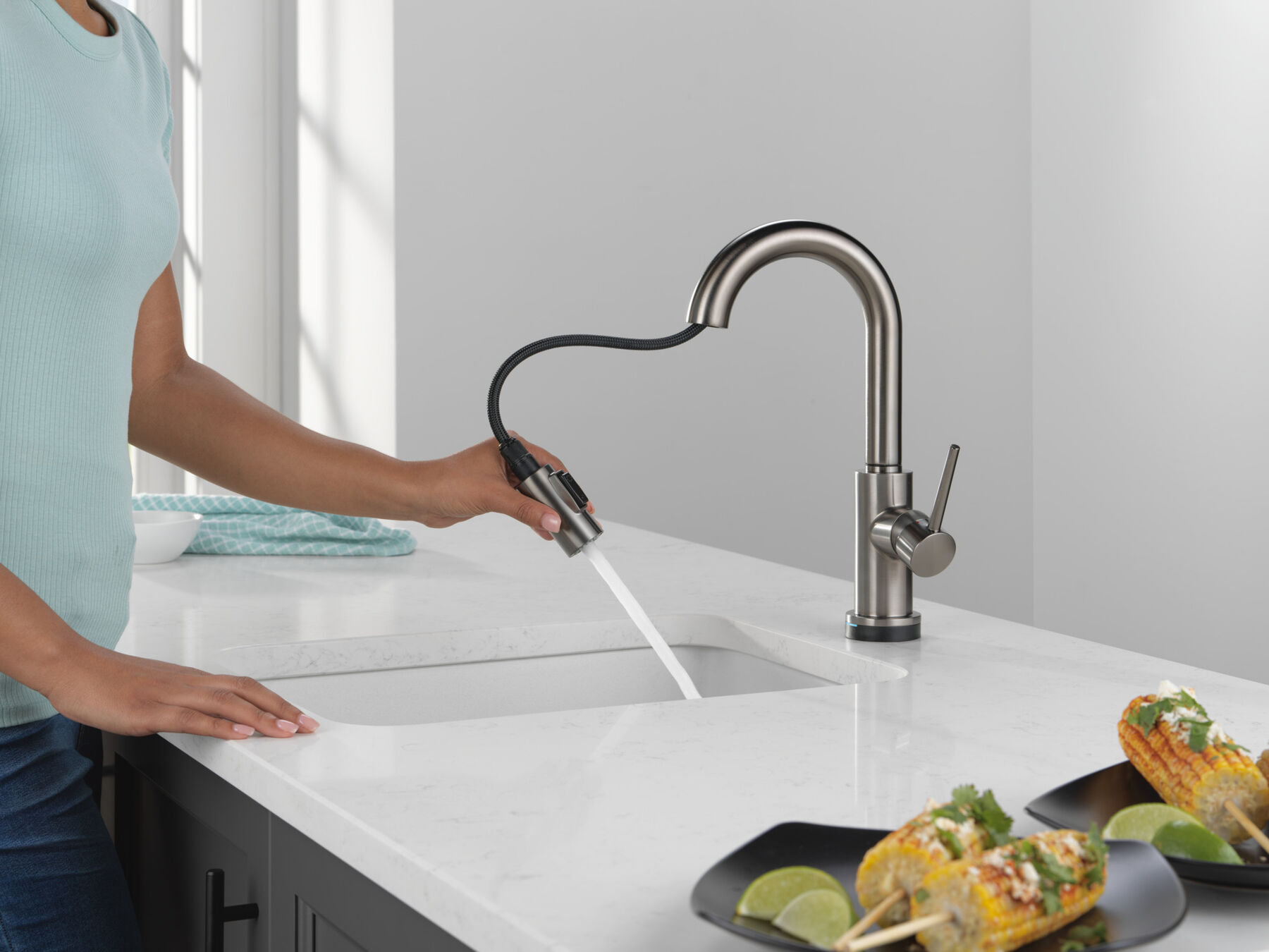 Touch2O® Bar / Prep Faucet with Touchless Technology, image 3