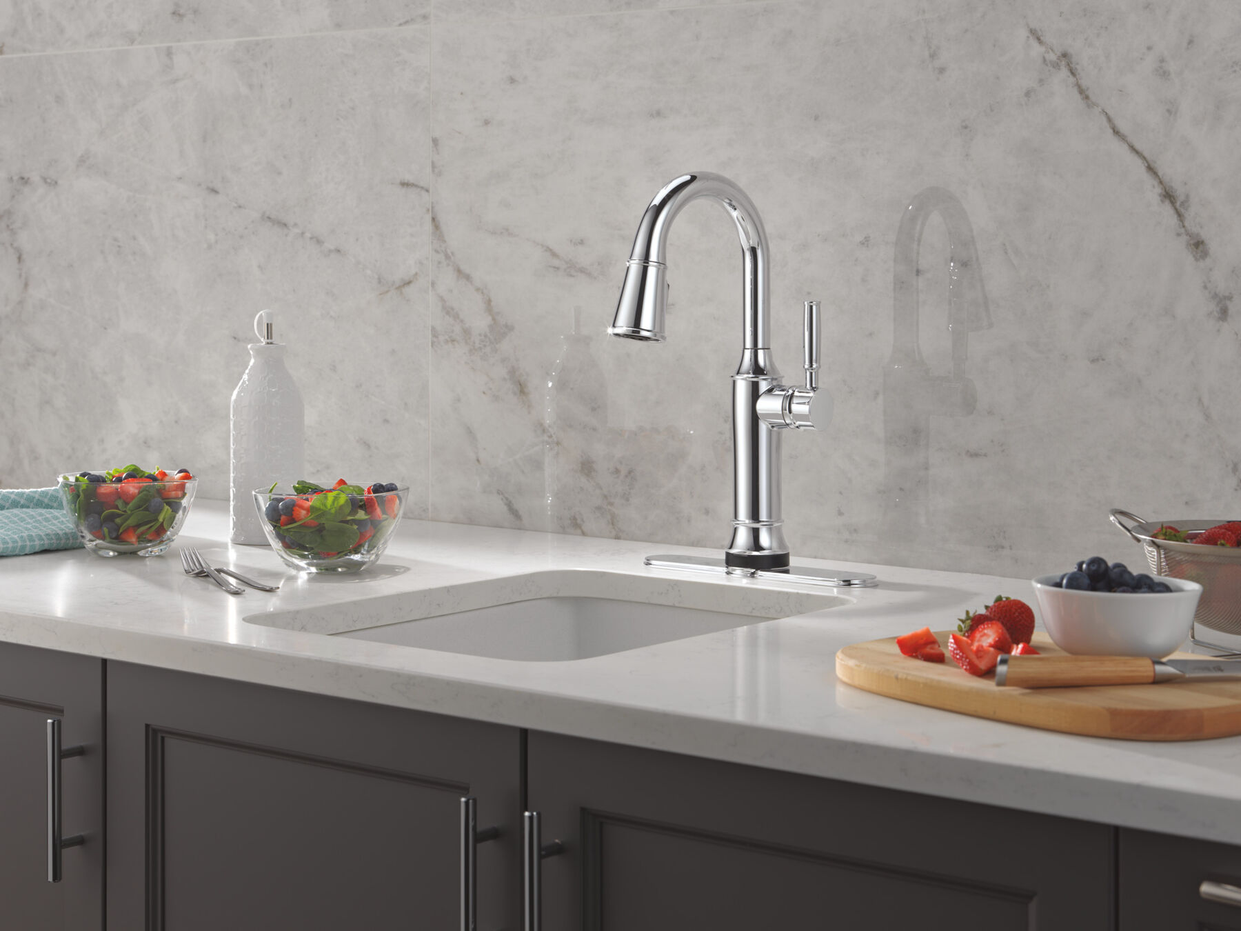 Touch2O® Bar / Prep Faucet with Touchless Technology, image 9