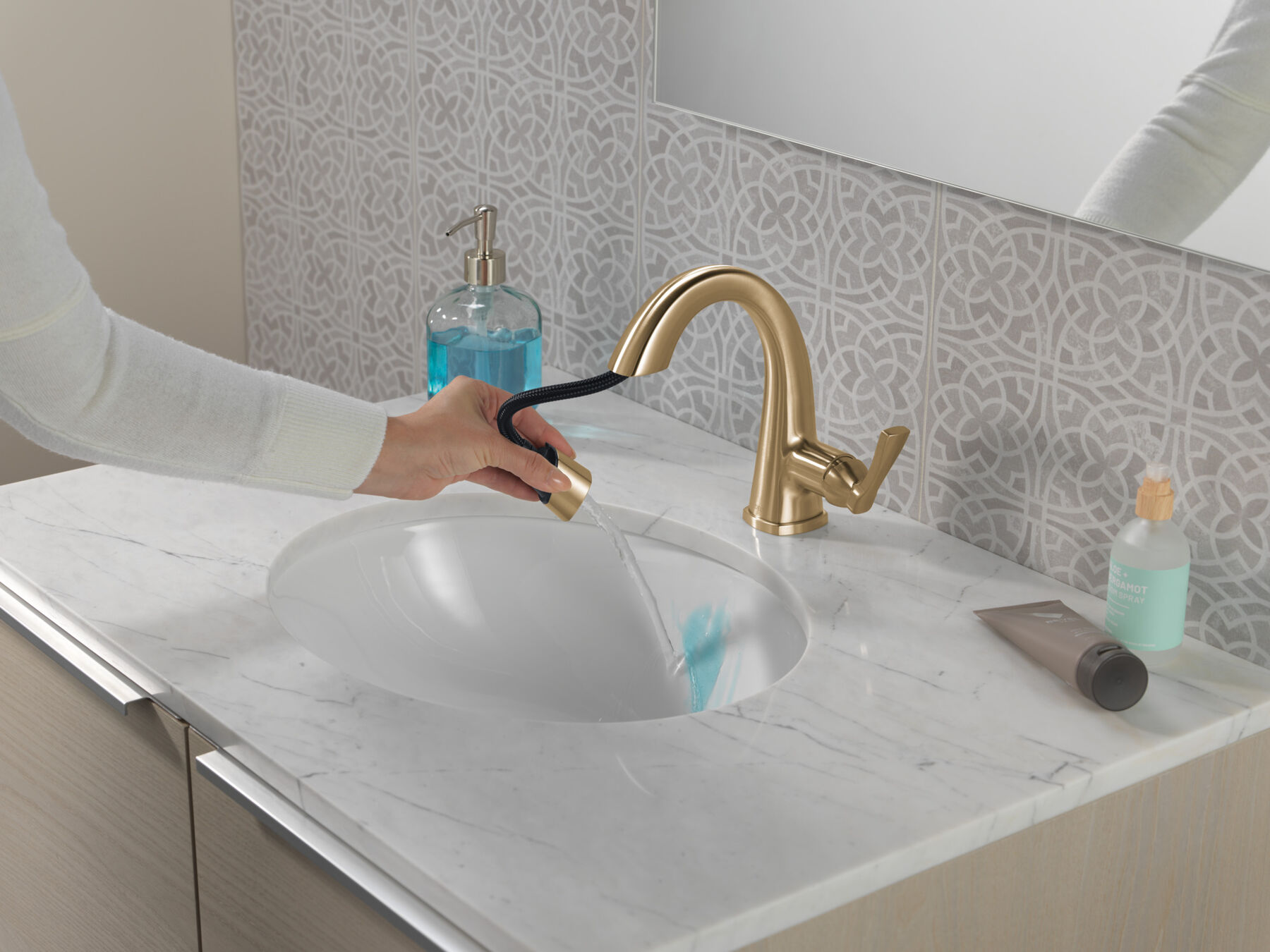Single Handle Pull Down Bathroom Faucet (Recertified), image 5