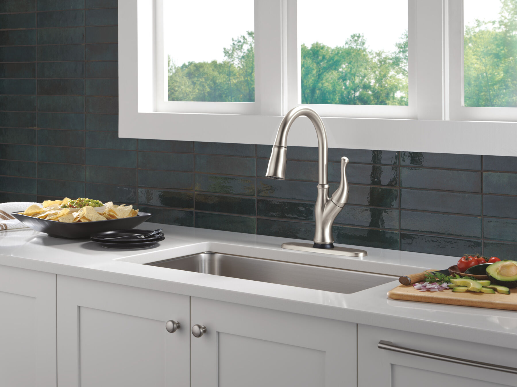 Touch<sub>2</sub>O® Technology Kitchen Faucet with Touchless Technology, image 2