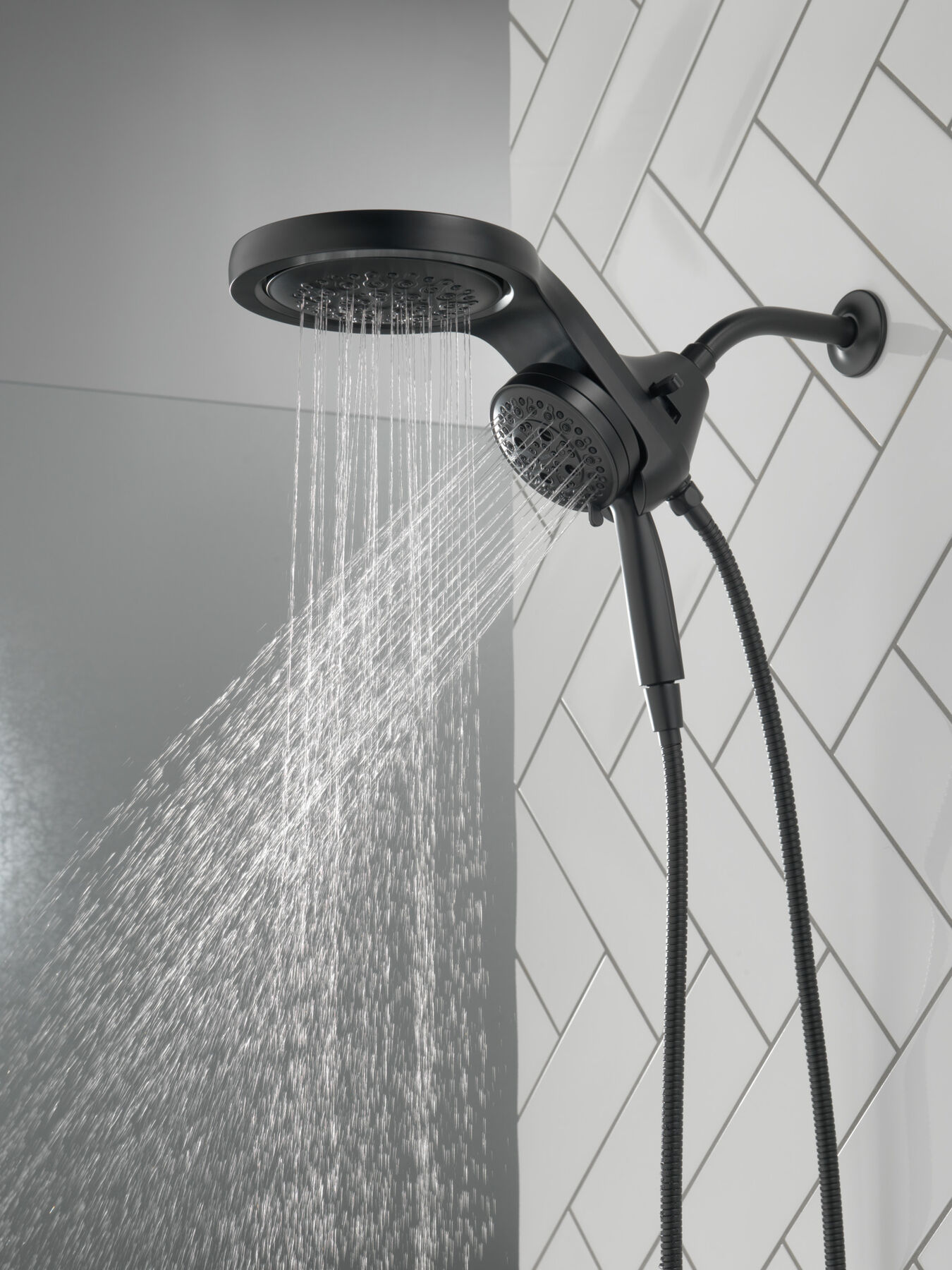 Dos en uno de 5 ajustes HydroRain H2O de 2.5GPM (producto recertificado), imagen 6