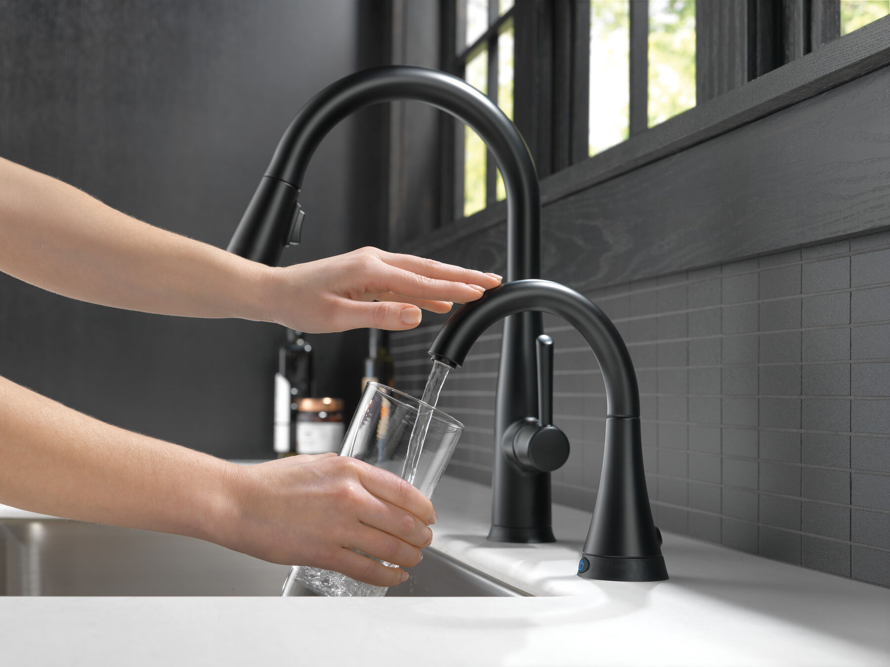 Llave para cocina monomando extensible con tecnología Touch<sub>2</sub>O®, imagen 2