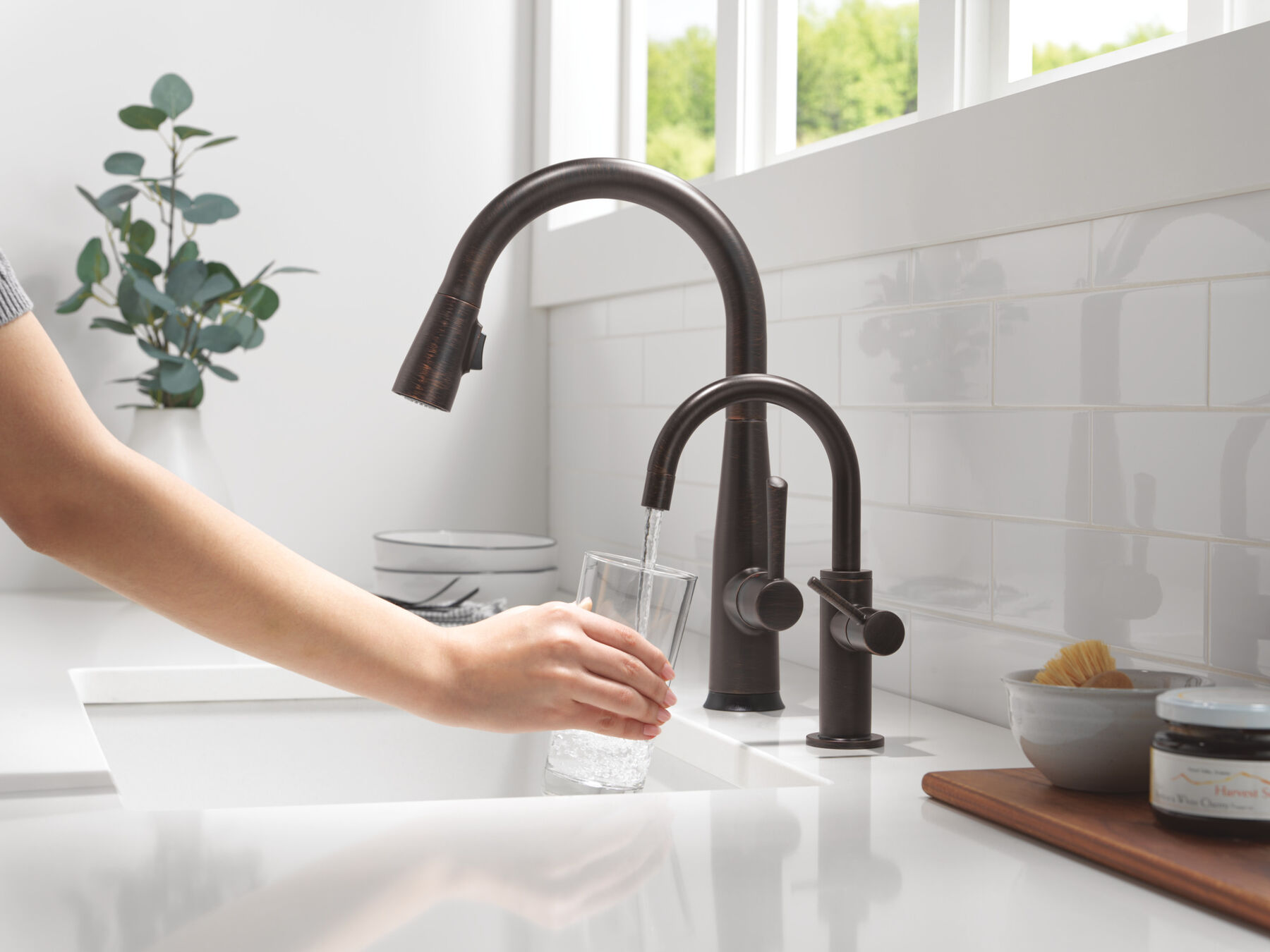 Touch<sub>2</sub>O® Technology Kitchen Faucet with Touchless Technology, image 1