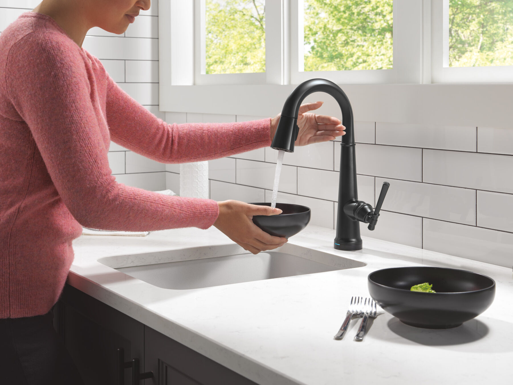 Touch2O® Bar / Prep Faucet with Touchless Technology, image 5