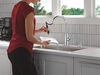 Llave para cocina monomando extensible con dispensador de jabón y tecnología ShieldSpray®