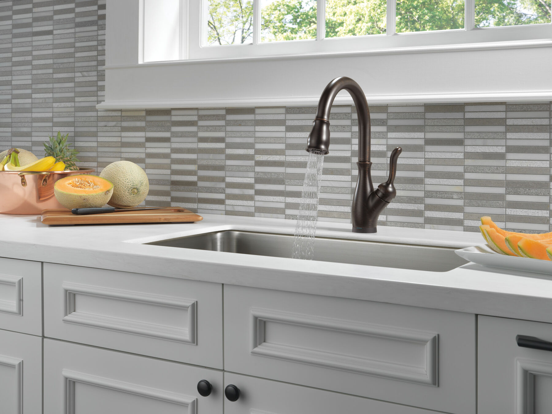 VoiceIQ® Single Handle Pull-Down Faucet with Touch<sub>2</sub>O® Technology, image 6
