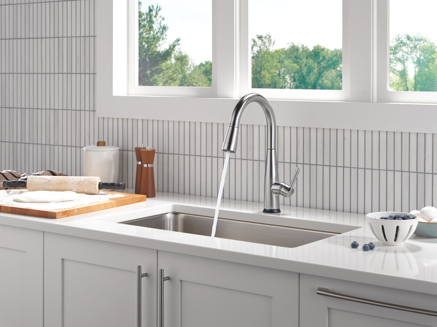 VoiceIQ® Single Handle Pull-Down Faucet with Touch<sub>2</sub>O® Technology, image 13