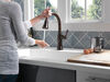 Llave para cocina monomando extensible con tecnologías Touch<sub>2</sub>O® y ShieldSpray®