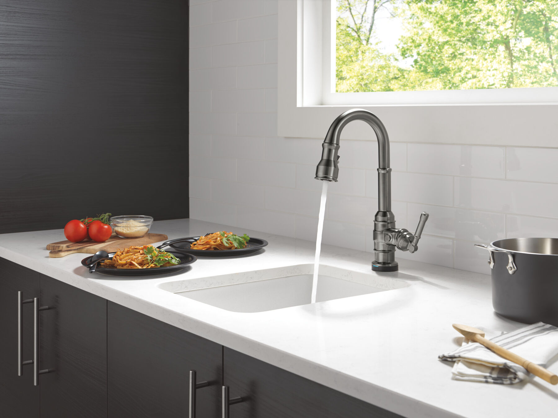 Touch2O® Bar / Prep Faucet with Touchless Technology, image 10