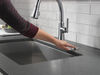 Llave de una manija con tubo de salida deslizable para cocina