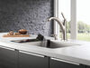 Llave extensible para cocina de una manija con dispensador de jabón