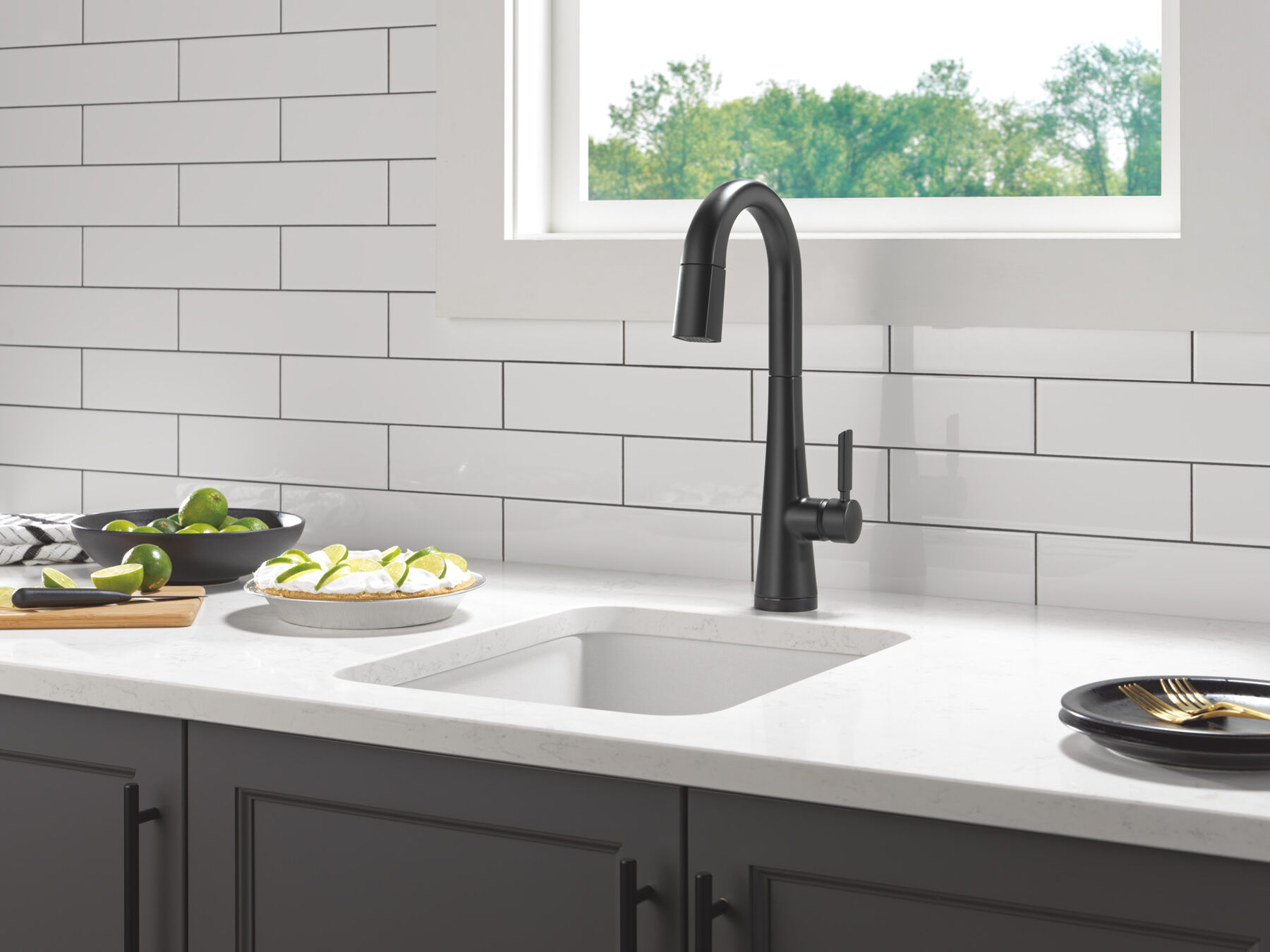 Touch2O® Bar / Prep Faucet with Touchless Technology, image 13